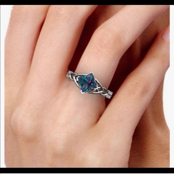 Jewelry - Celtic knot princess cut fire cubic zirconia